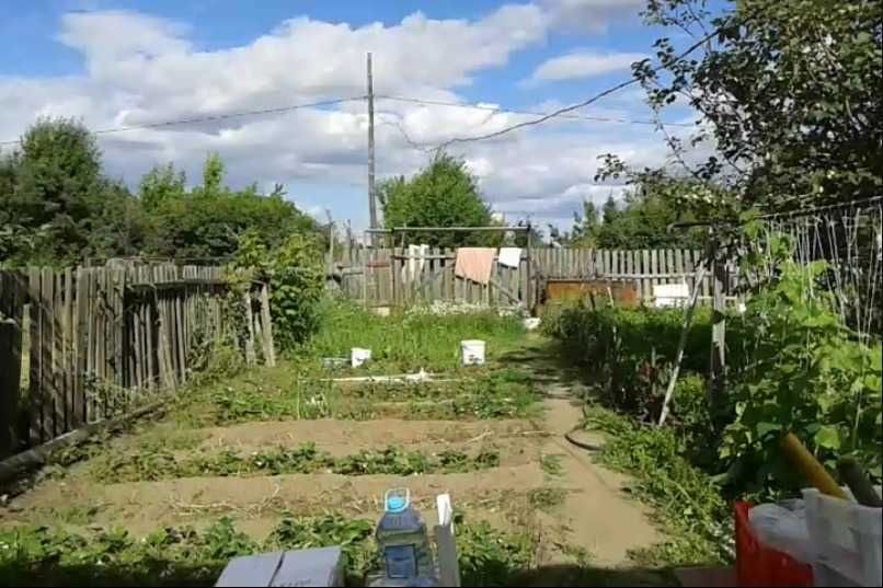 Продам дачу со светом Сад Мелиоратор (Автодром), ходят автобусы 40,41.