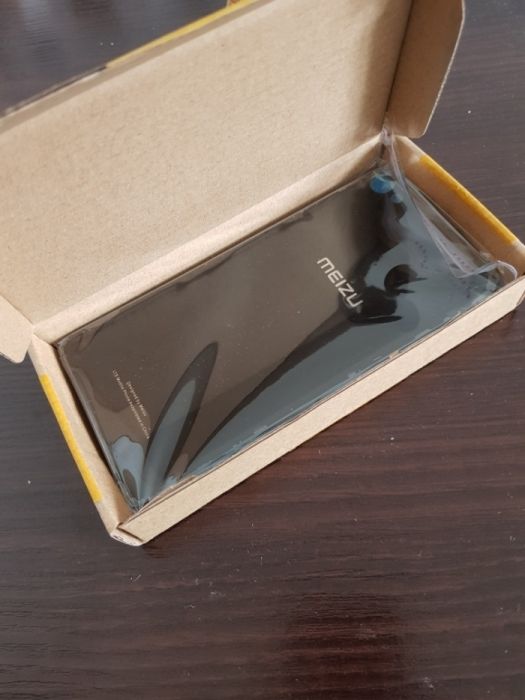 Задняя крышка Meizu U20