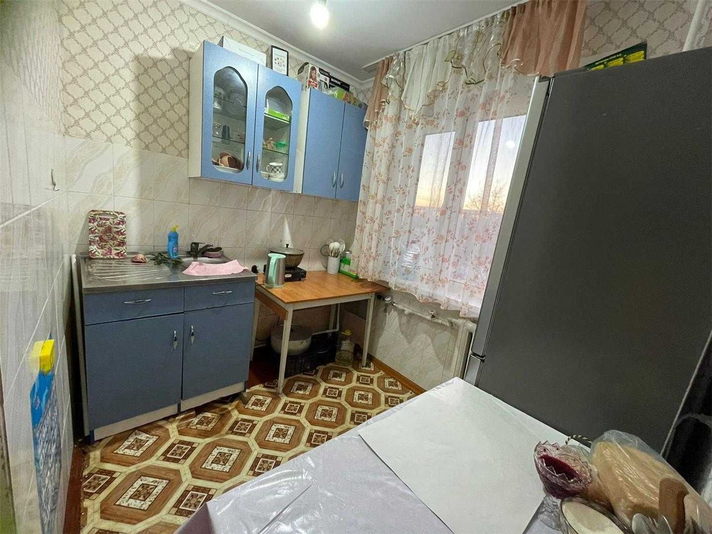 Продам 1-комнатную квартиру 17 микр. Не в залоге!!! 3-этаж.