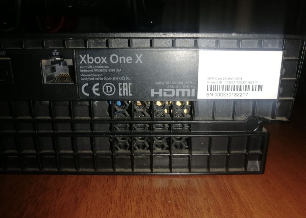 Продам !!! xbox one x