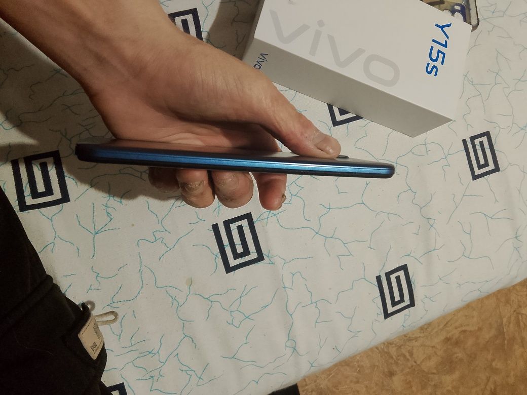 Продаю VIVO Y15S