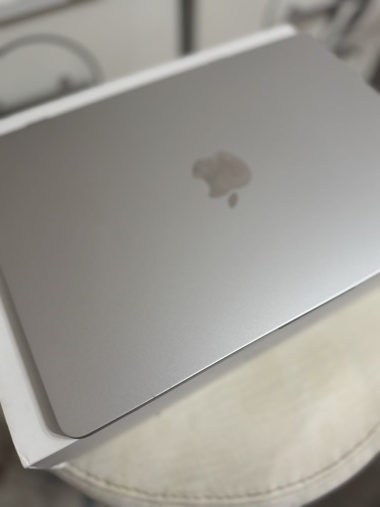MacBook Air шикарный