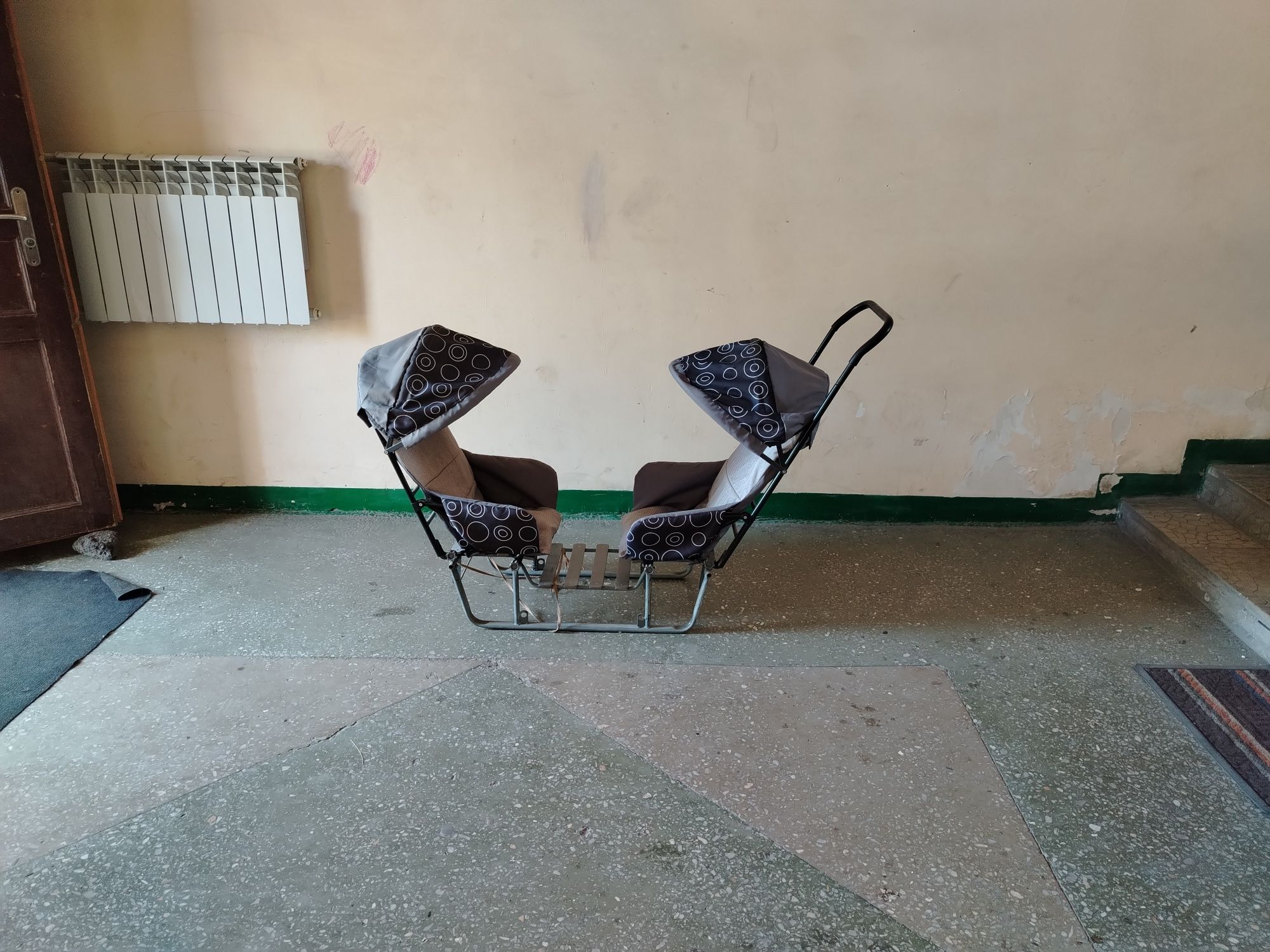 Продам для двойни