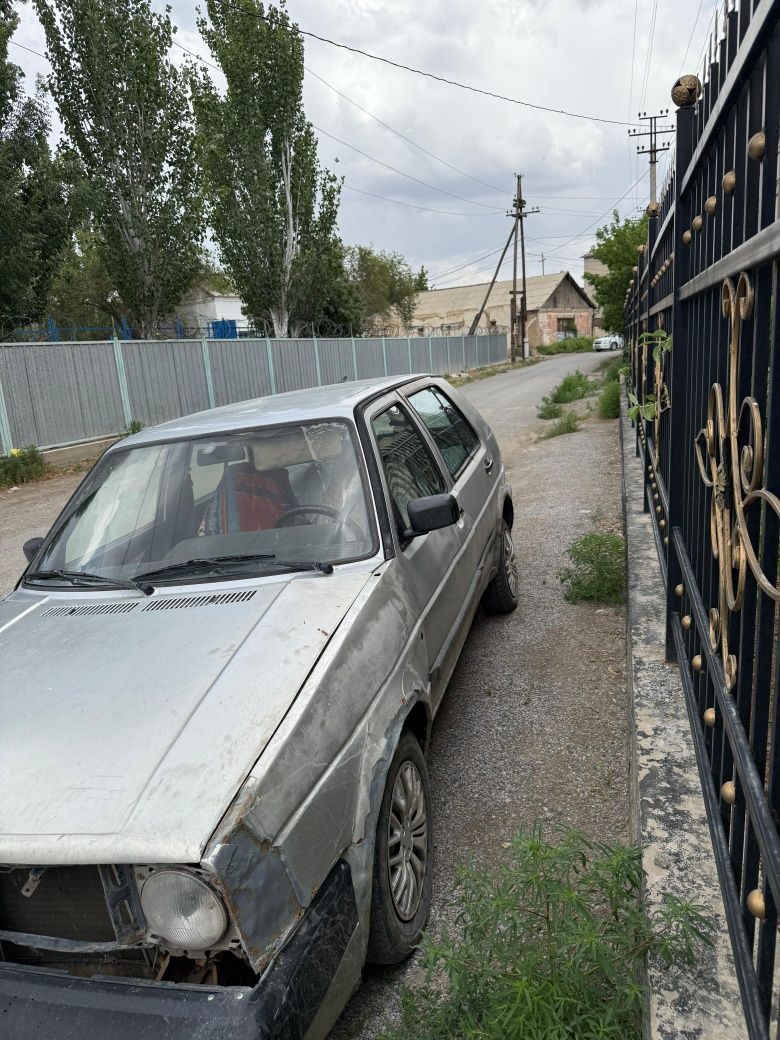 Срочно продаётся а/м Фольксваген Гольф -2