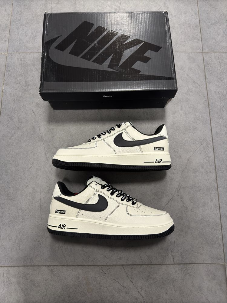 Nike Air Force 1 Low x Supreme