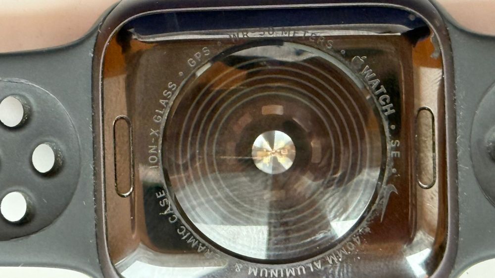 Apple Watch SE Nike 40мм
