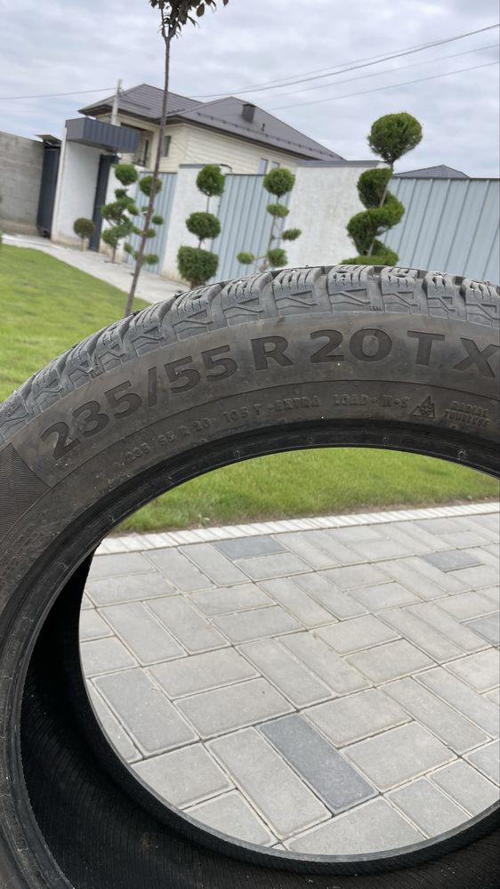 Резина Continental зимнея шипованная 235/55/20
