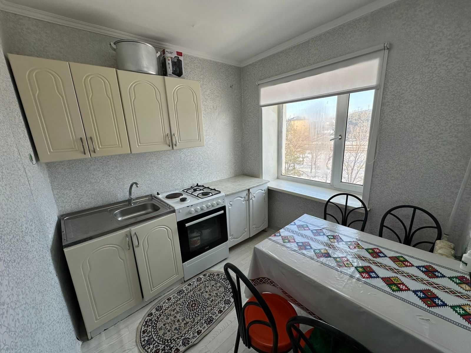 Продам 2х.ком Квартиру 17 микрорайон 46 дом