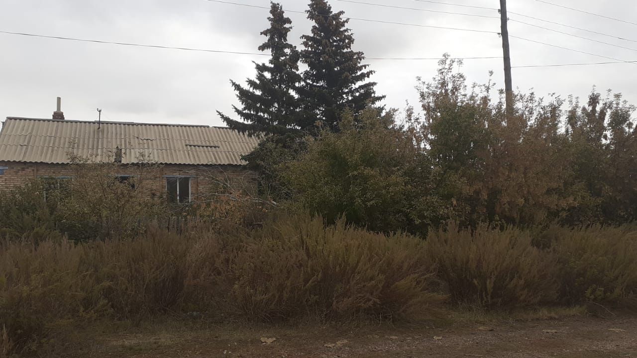 Срочно Продам дом на 2 хозяина под разбор можно под держать скатину в