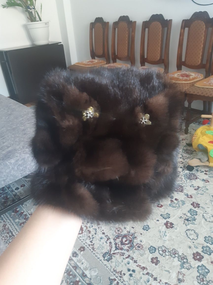 Продам норковую шапку
