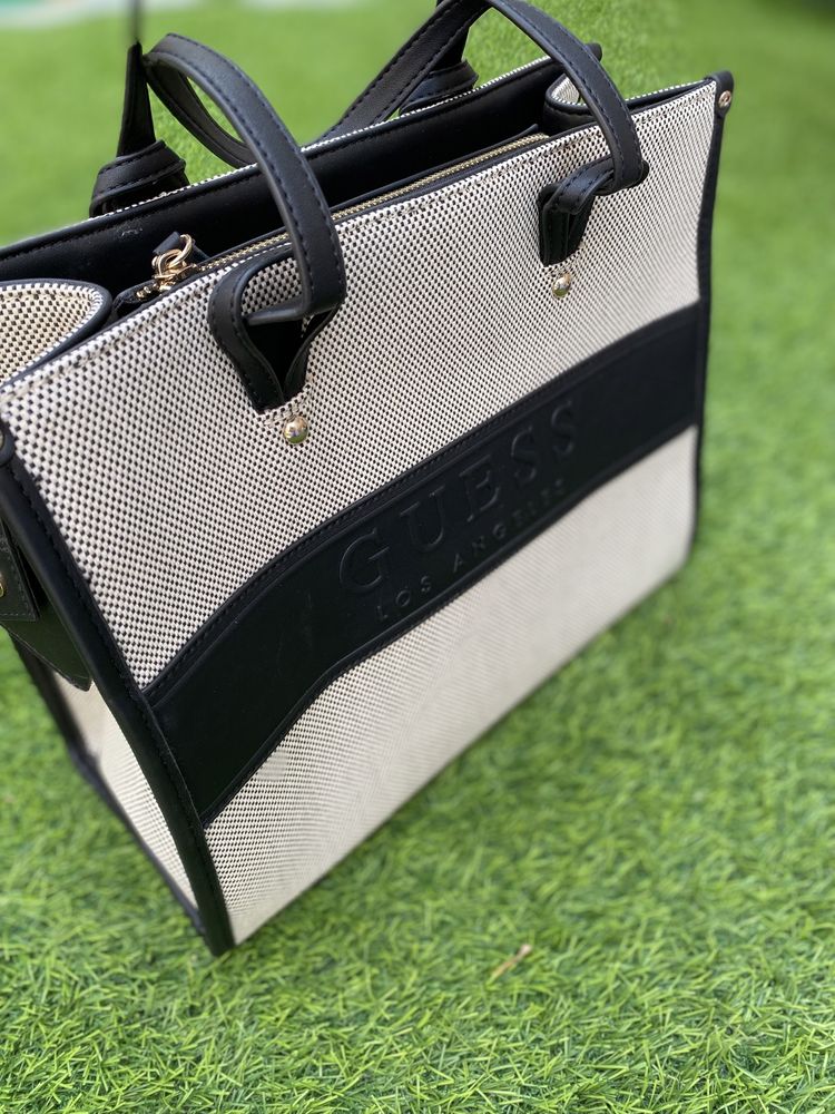 Сумка и кепка оригинал Guess