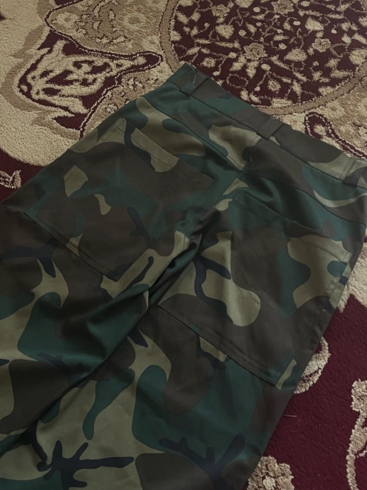 продам камуфляжные шаровары по типу JNCO с выходом 30см!!