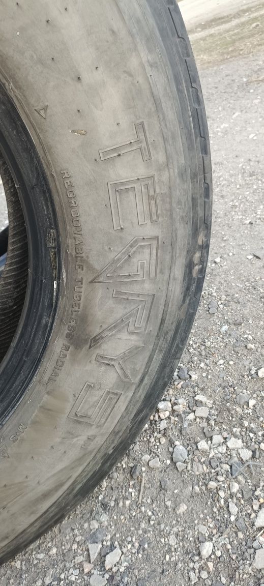 Продам шины грузовые