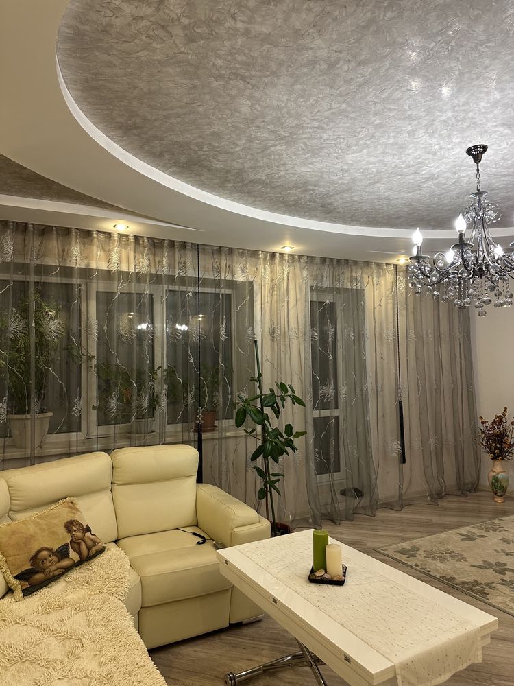 Продам 4-комн. Квартиру