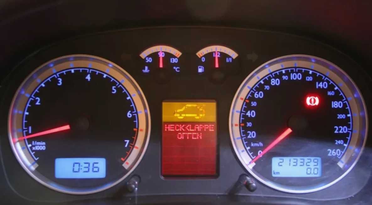 Продам дисплей приборной панели на Audi, VW