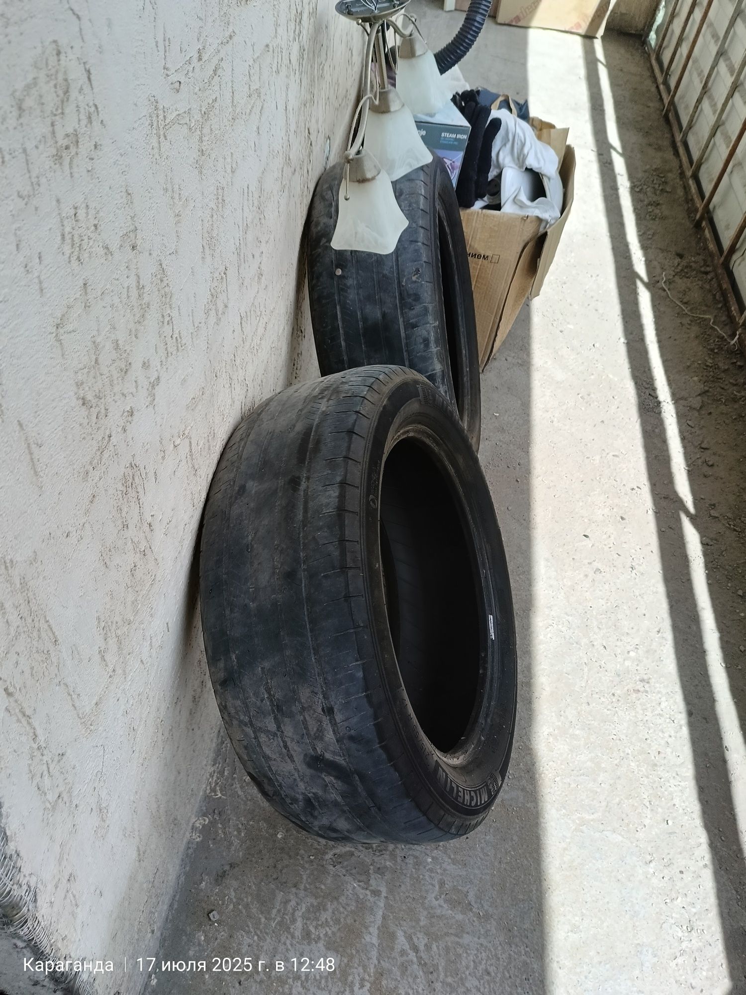 Шины покрышки два баллона michelin лето 215/55 r17 б/у продам