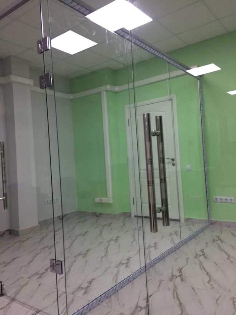Стеклянные перегородки
