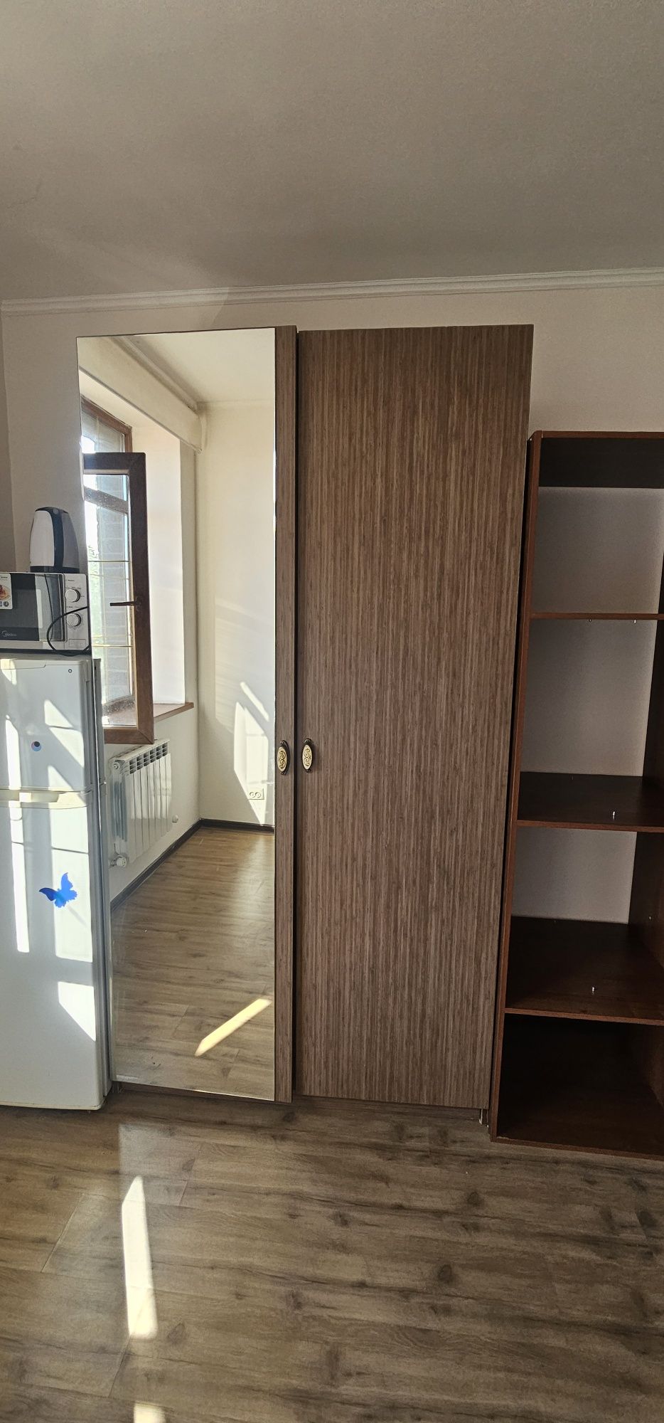 Продам шкаф самовывоз таугуль3