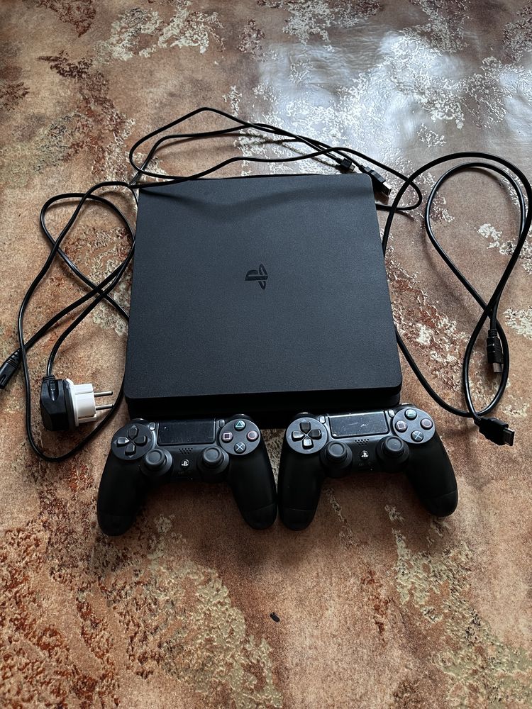 Игрова приставка Play Station 4