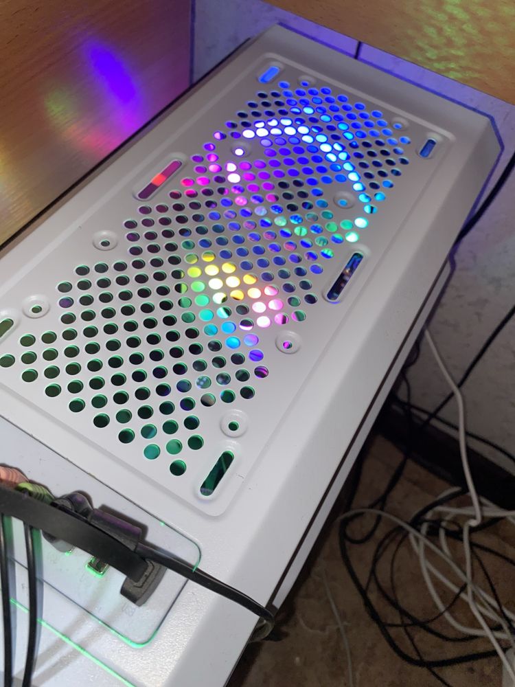 Wintek Arrow белый в хорошем состоянии