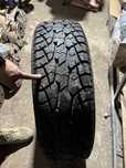 Продам всесезонные шины (снег,асфальт, грязь) Vigorous AT601 265/70R16