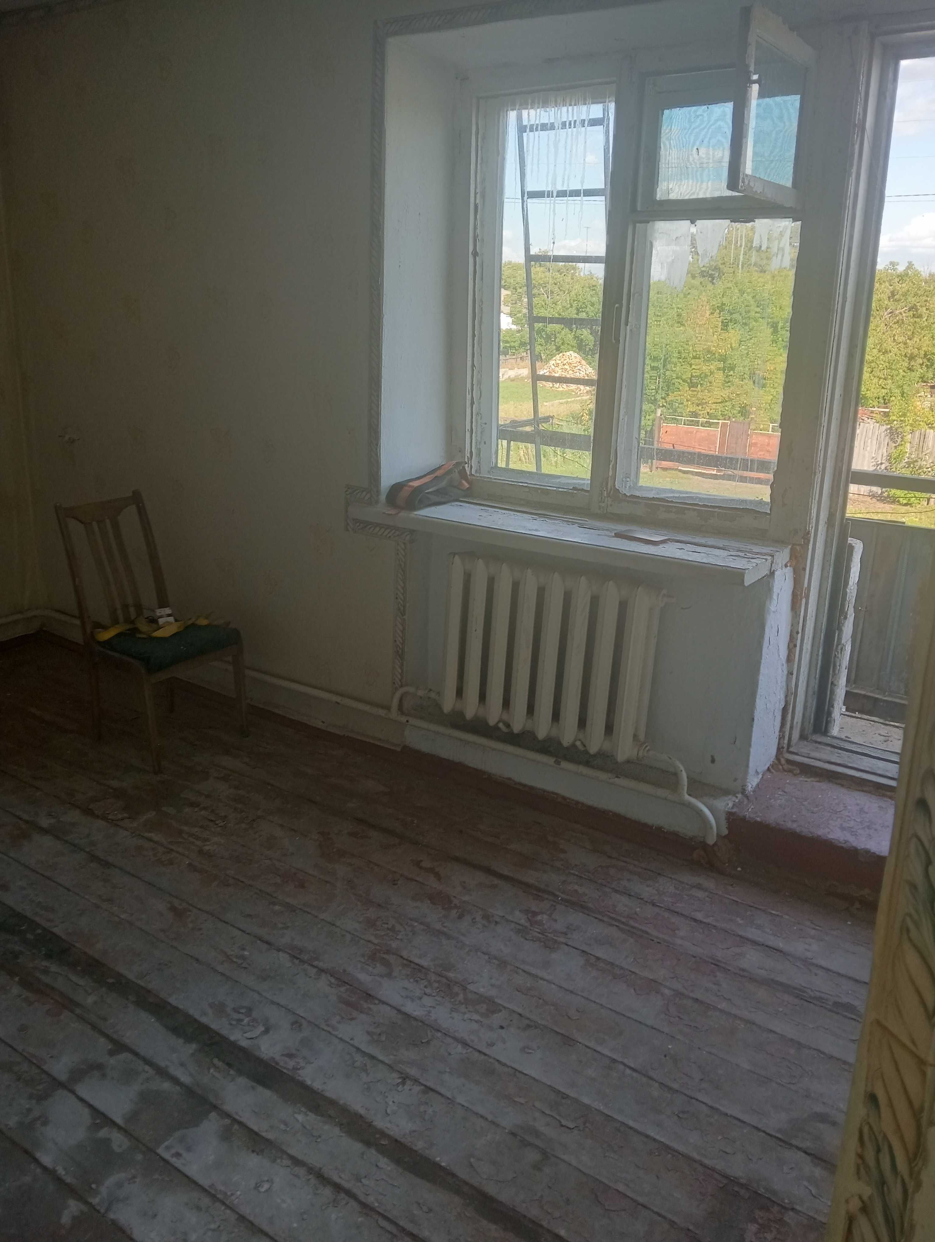 2 х комнатная квартира в поселке Прииртышск