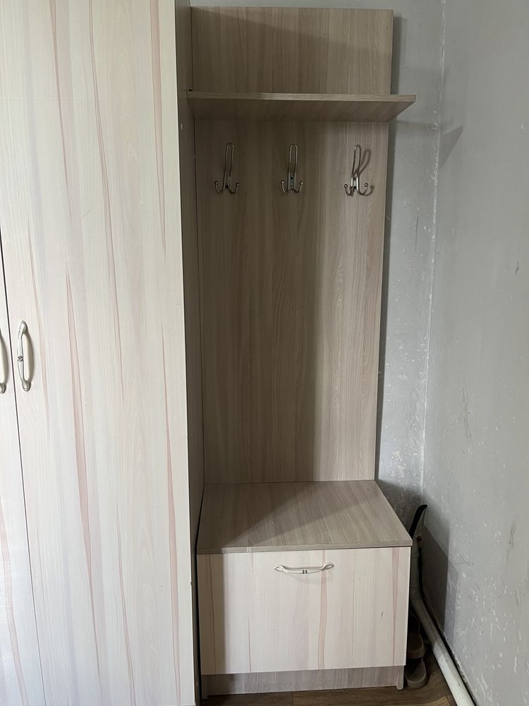 Продается прихожка