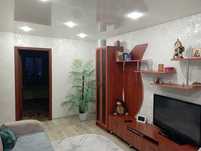 Продам 3х комн кв, район Самала, 4/5 этаж