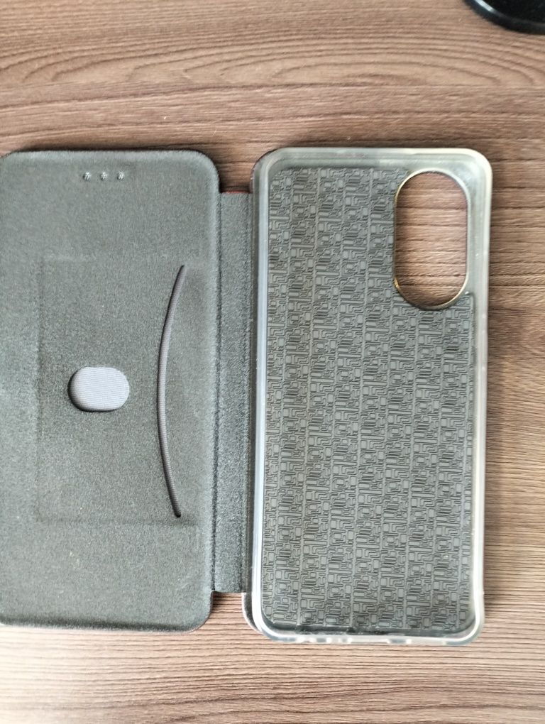Продам новый чехол на oppo a 72