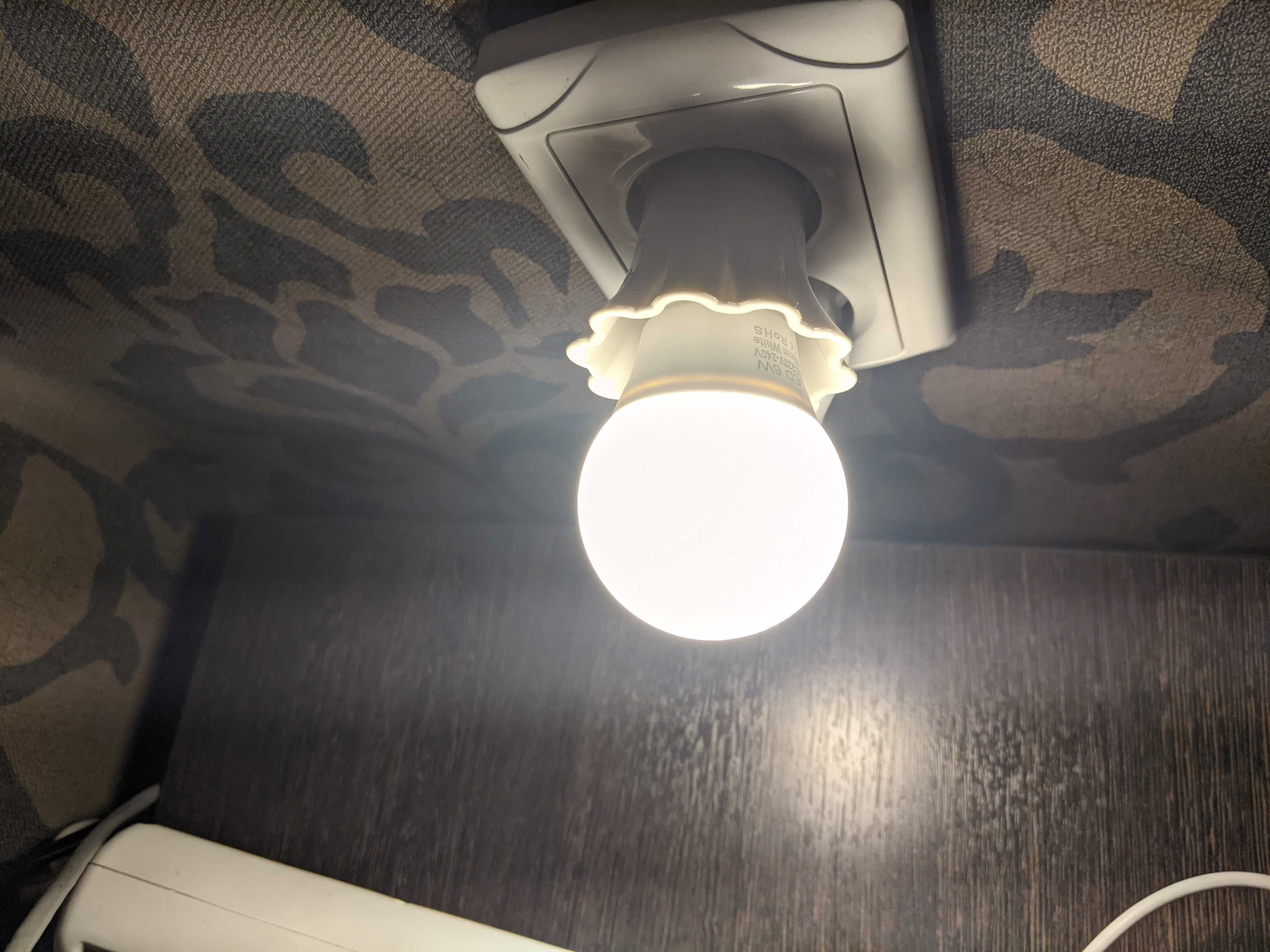 LED Светодиодная лампочка 6W E27 Warm White