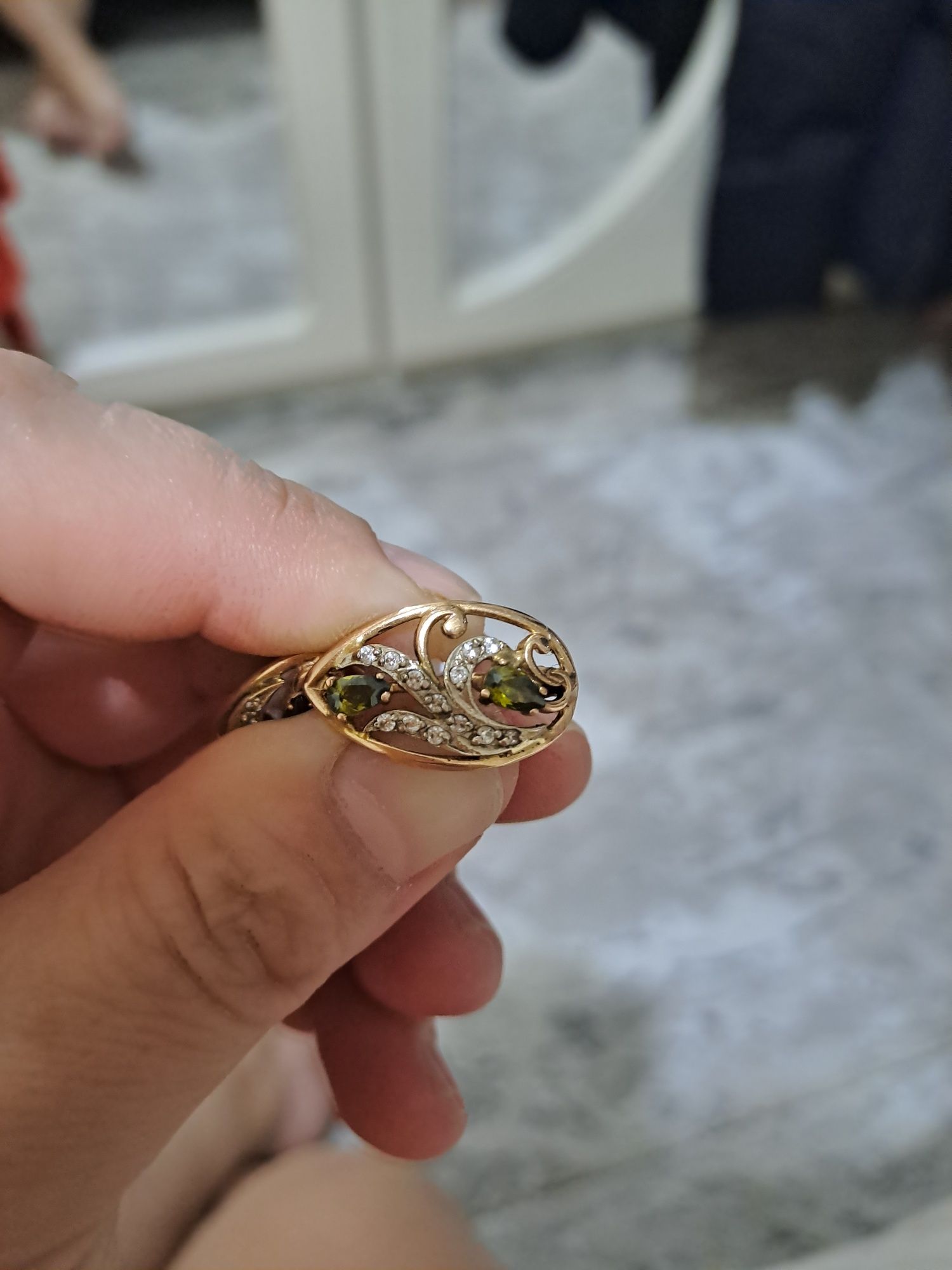 Золотые серьги 585