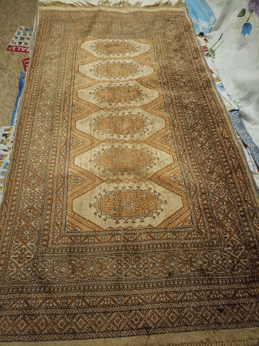,,дорожка,285*0.96,3500т.торг,коврик 143*0.96,3000т.торг