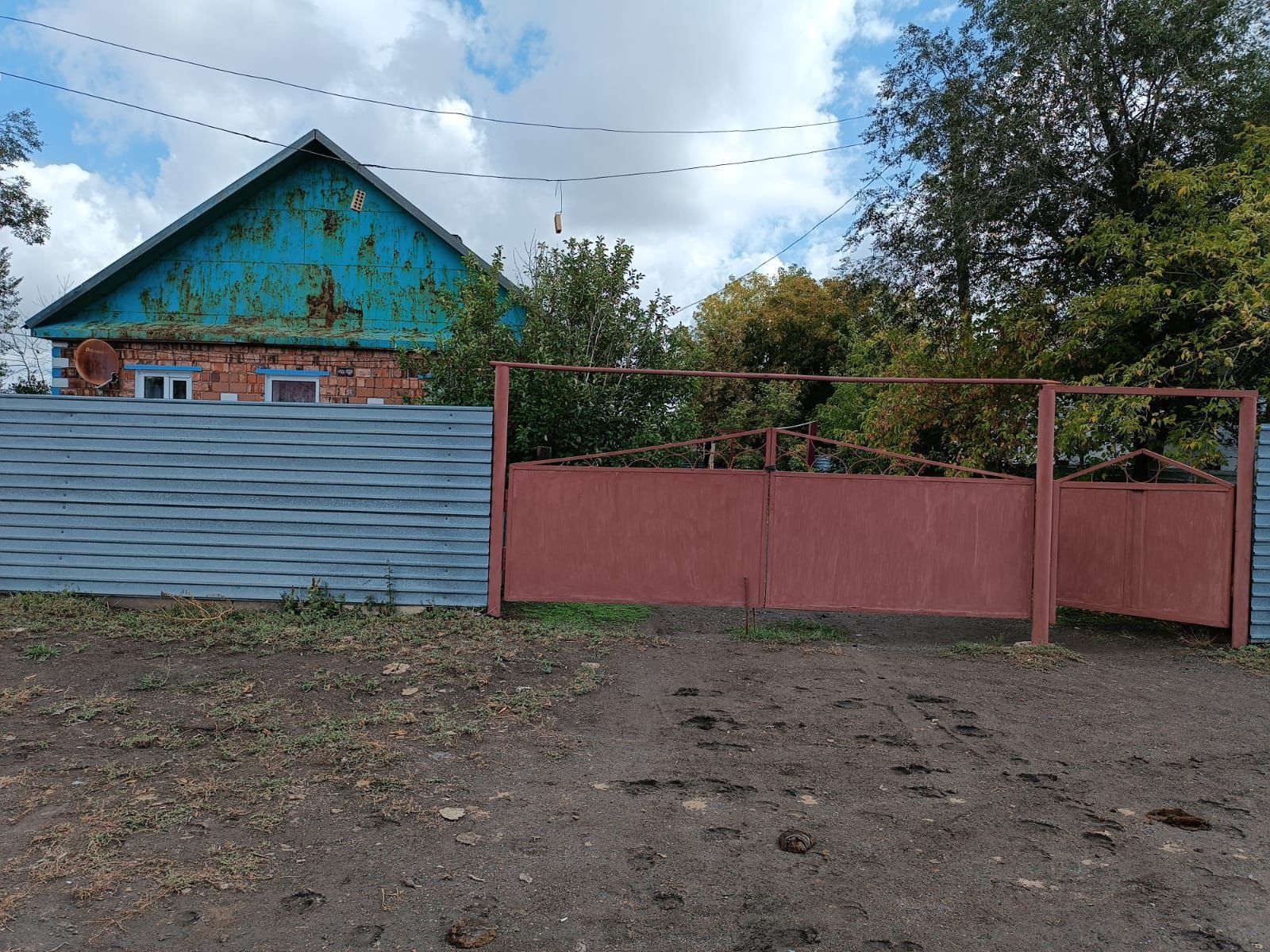 Продаются дом,в станция солоничка кокпекты.