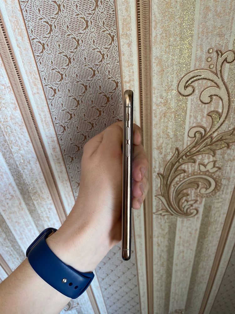 Iphone XS (золотистый) 64GB