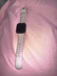 Apple Watch Se 2022 аккумулятор 99%