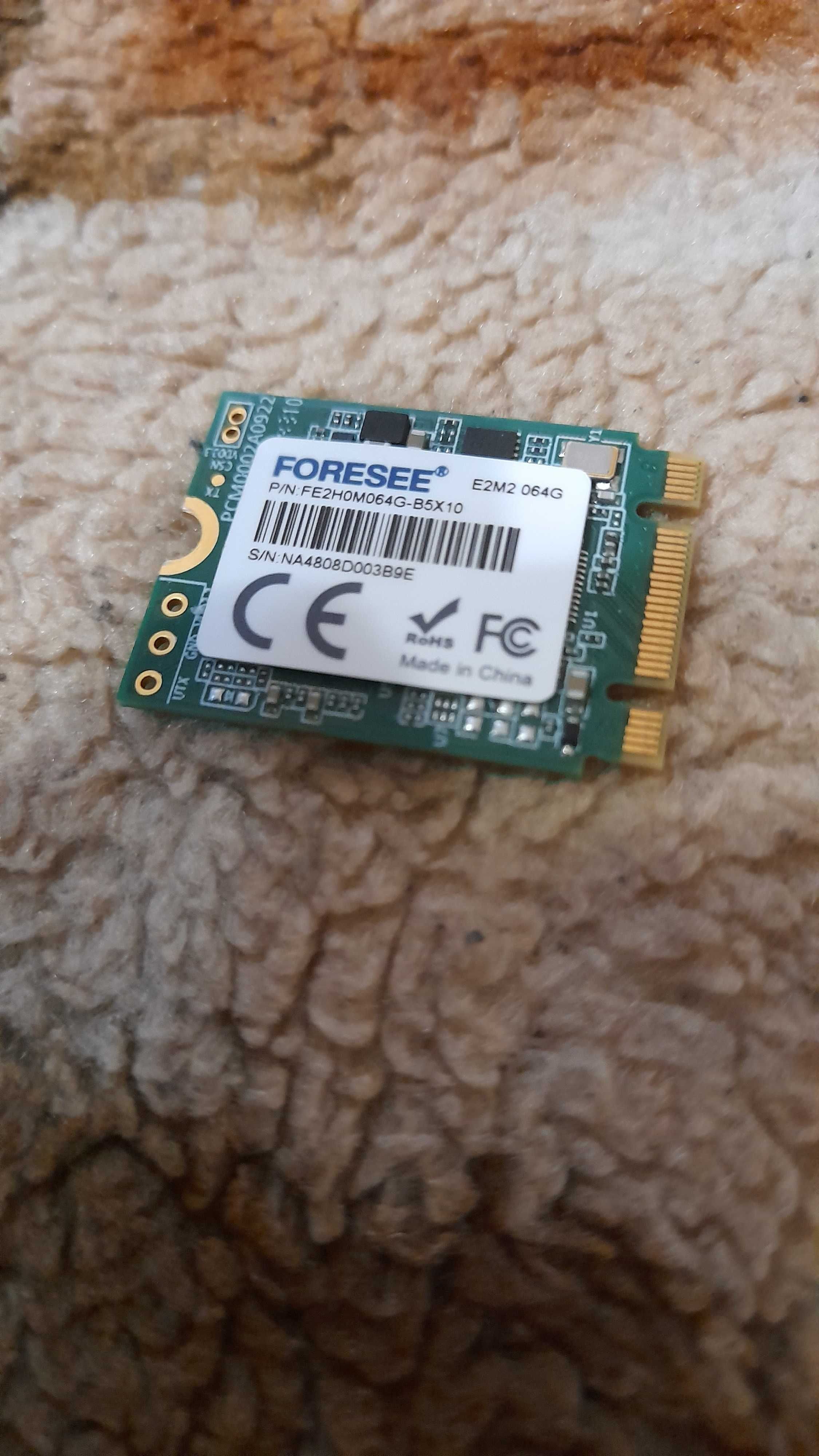 меняю ssd c предустановленной виндовс 10 и внешним дорогим корпусом