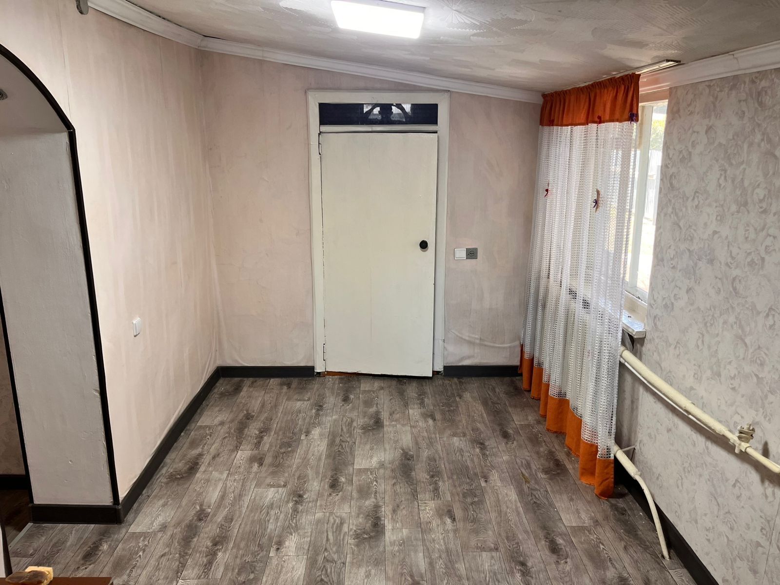 Продам дом, 4 комнатная