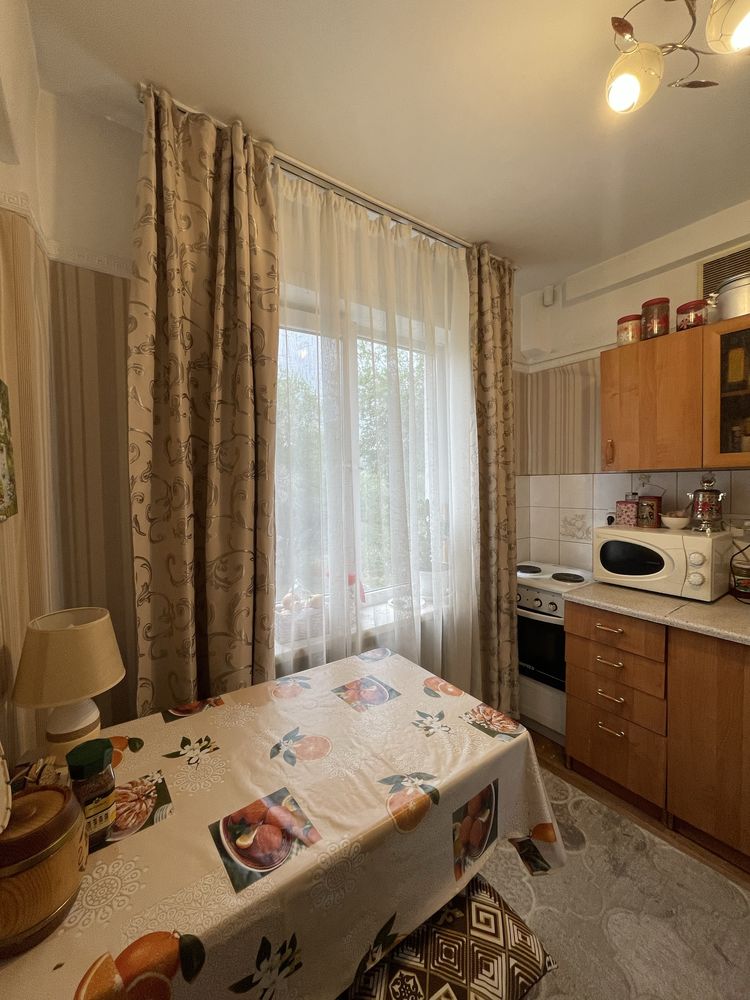 Продается 2х ком. квартира, р-н г-ма Жастар (студгородок)