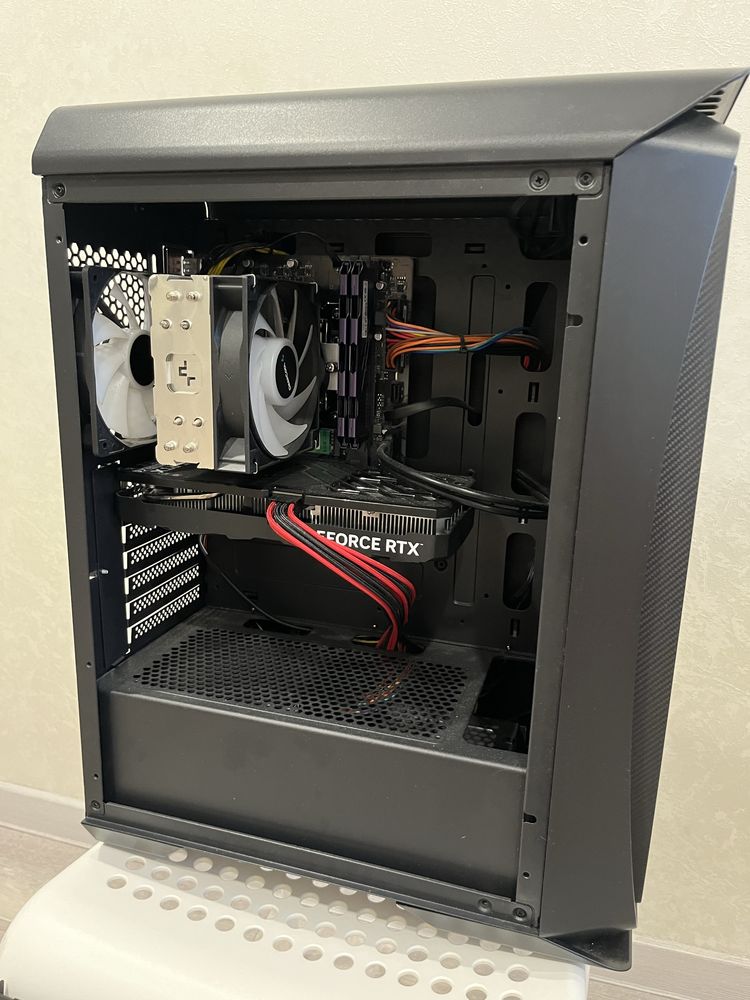 Игровой ПК с RTX 4060 и i3-13100 — готов к играм и работе!