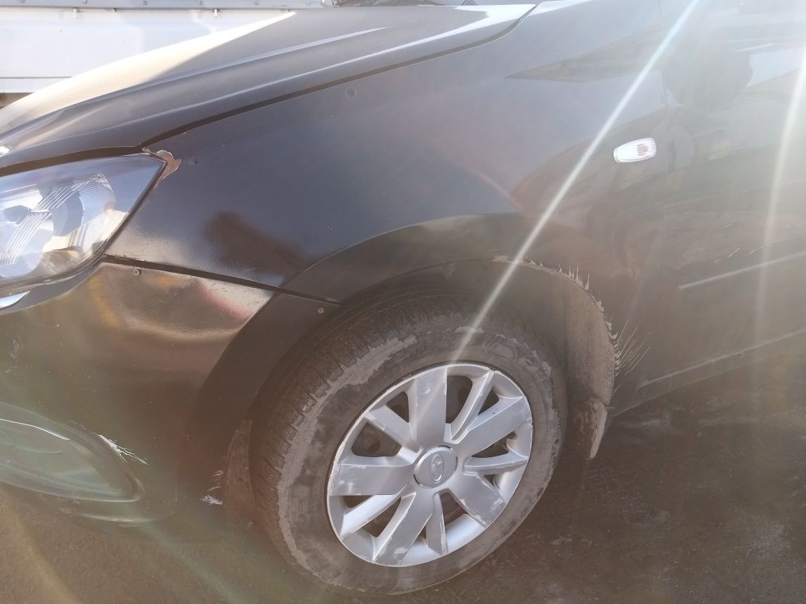 крыло переднее левое Lada гранта фл