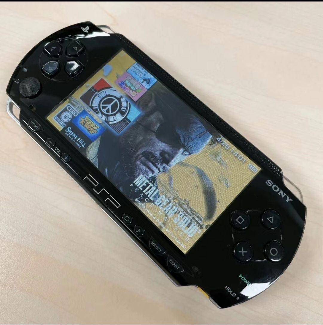 Портативная Приставка, +100 игр +порты игр,  psp2000, 128 Гб.