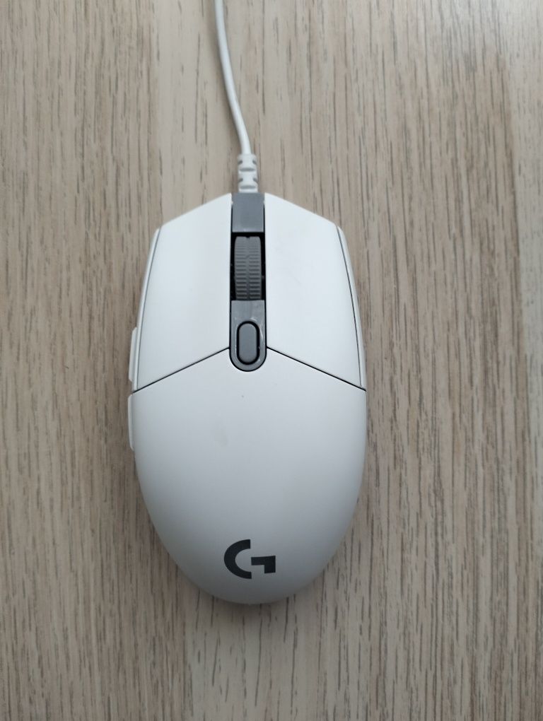 Мышка Logitech g102