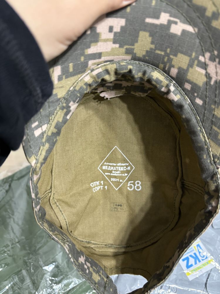Военная рубашка  и кепка