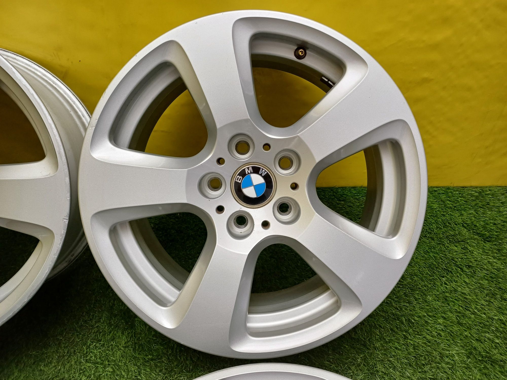 Диски R17 5×120 на BMW.