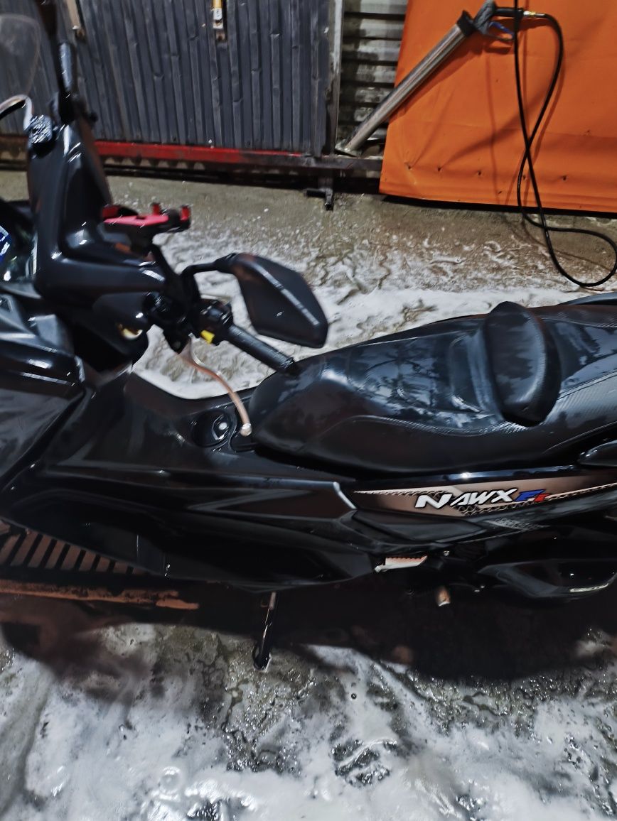 N-Max мотор, приборы исправны