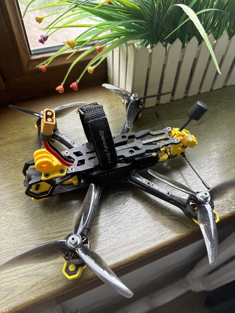 Продам Speedy bee master 5 v 2