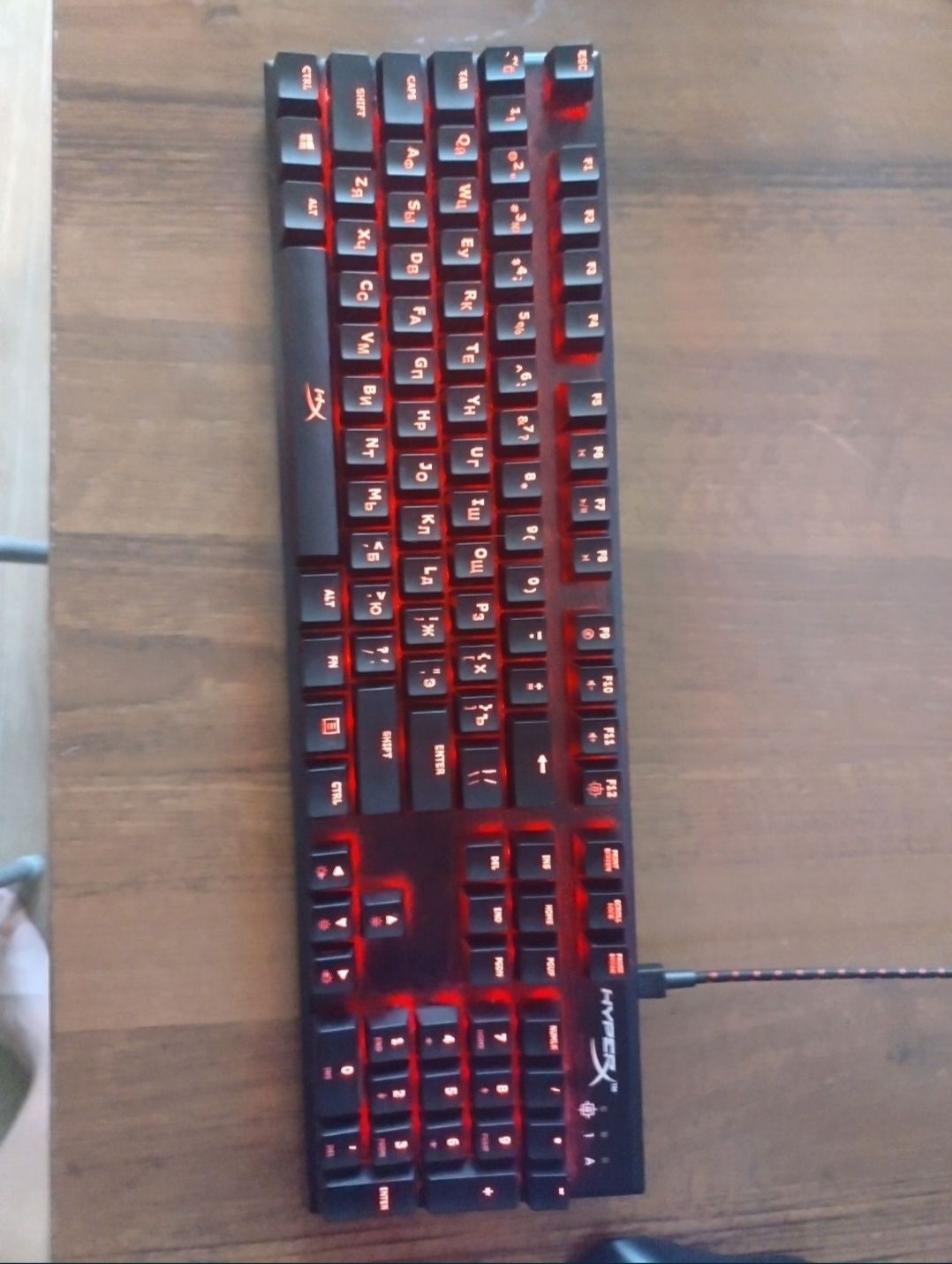 Продам клавиатуру hyperx alloy fps pro