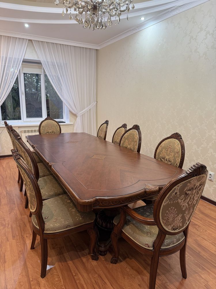 Продам стол со стульями