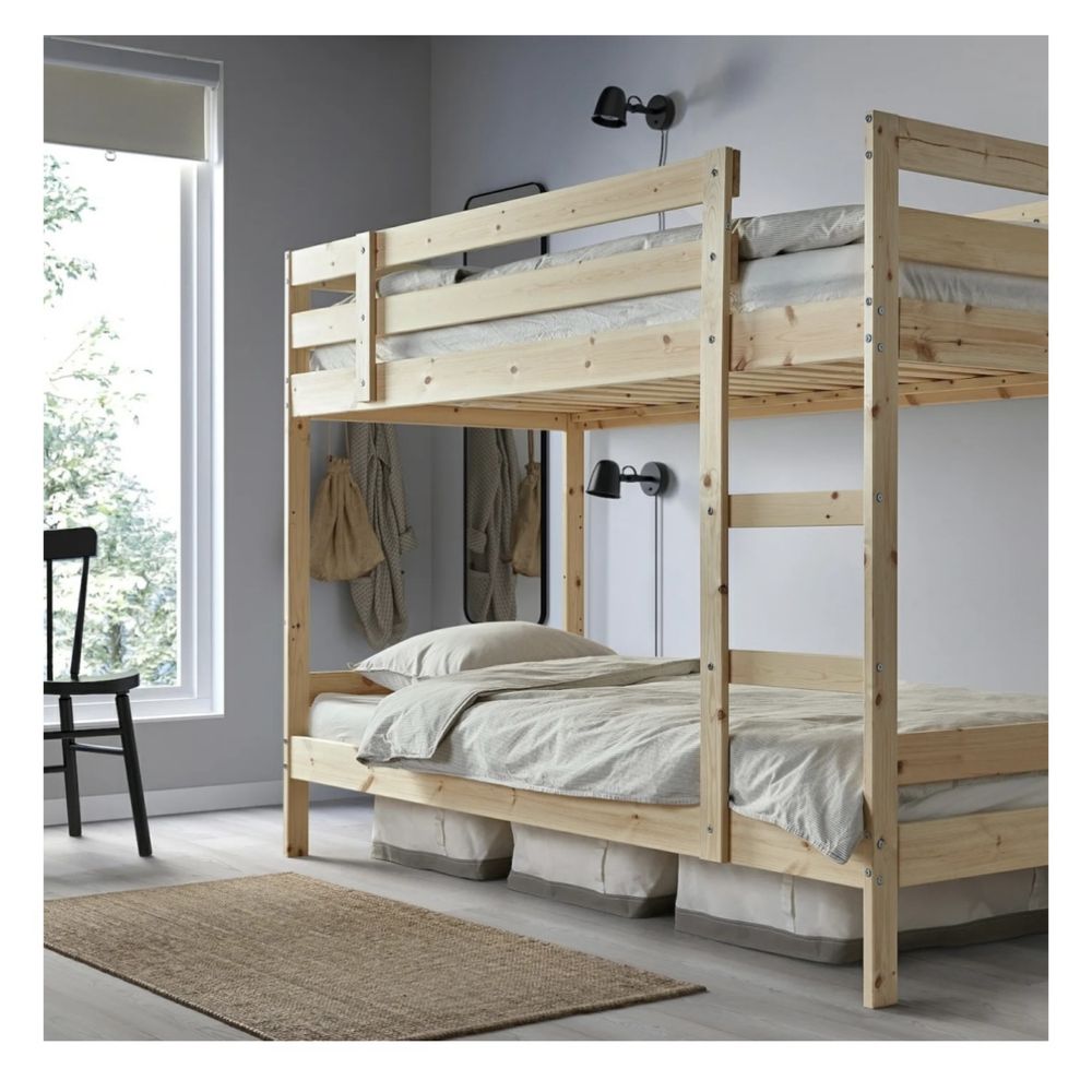 Двухъярусная кровать IKEA с матрасом