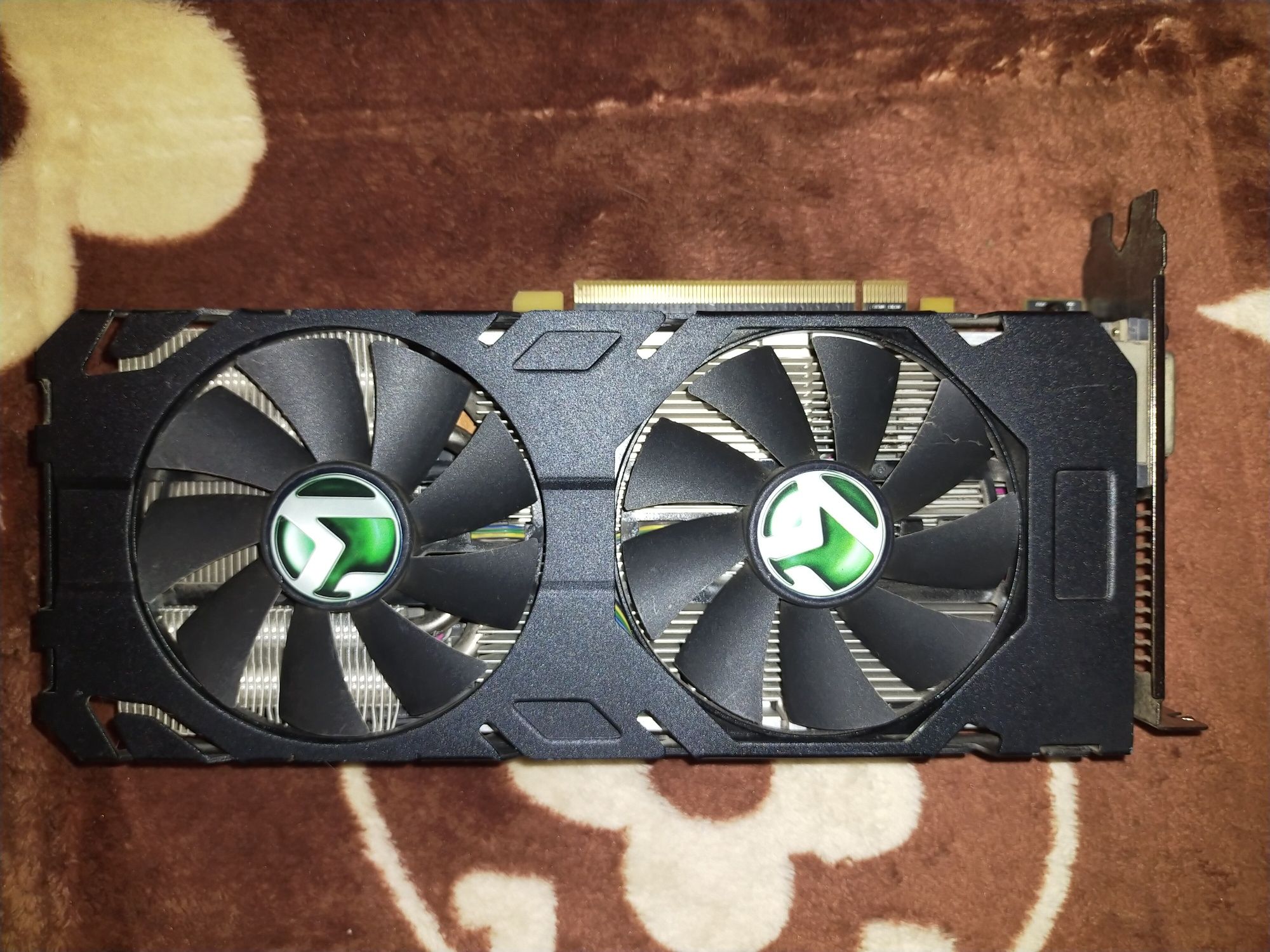 Продам видеокарту AMD